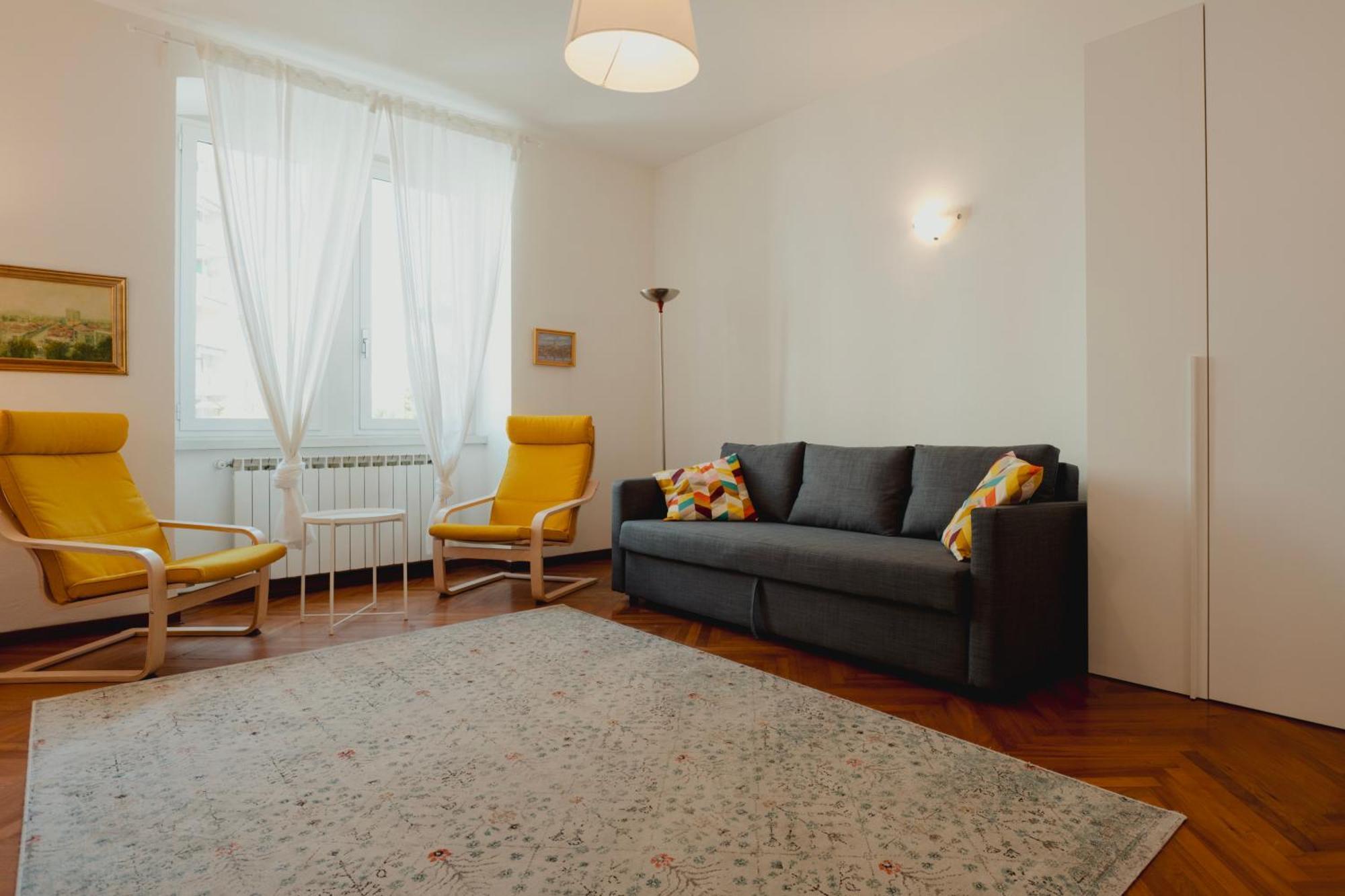 Sunny Vico Apartment Триест Экстерьер фото